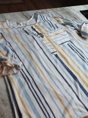 Eden & Olivia White Top with Blue and Yellow Stripes